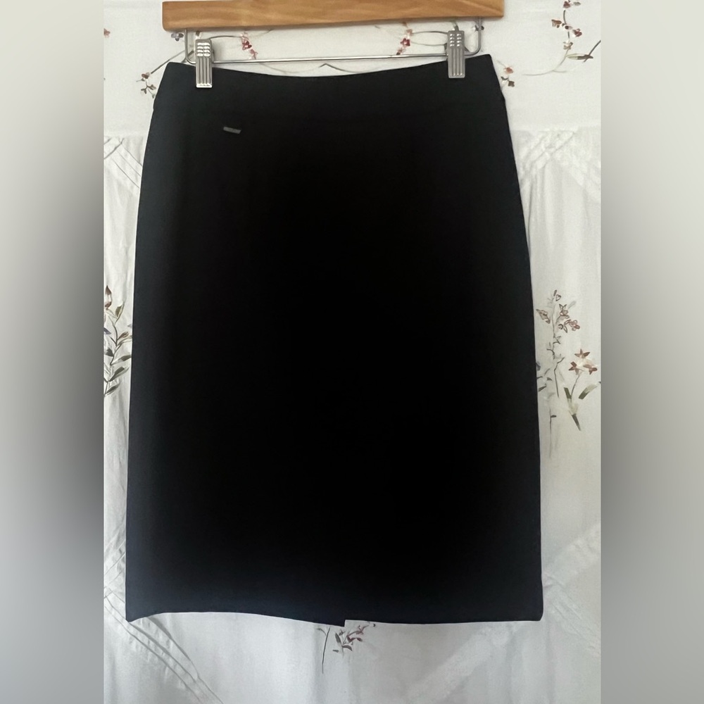 Calvin Klein Classic Black Pencil Skirt
